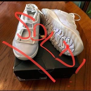 Kids Jordan Retro Low sneakers